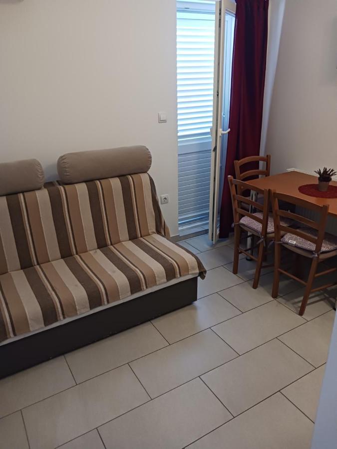 Apartmani Petra Primošten Esterno foto