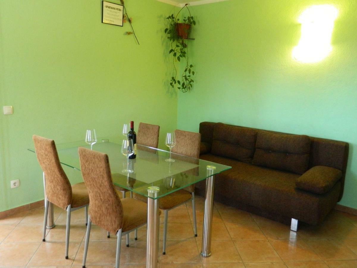 Apartmani Petra Primošten Esterno foto